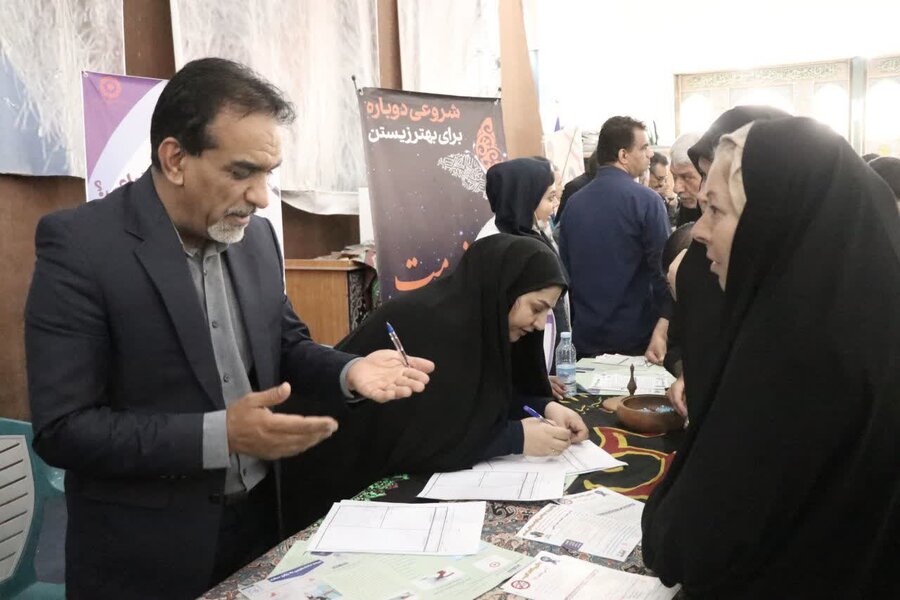 برپایی میزخدمت در نماز جمعه این هفته  کرمان 