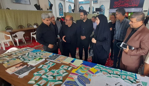 چهارباغ | بازدید فرماندار‌ و جمعی از مسئولین از نمایشگاه آگاهسازی از آسیب های اجتماعی مصرف مواد مخدر