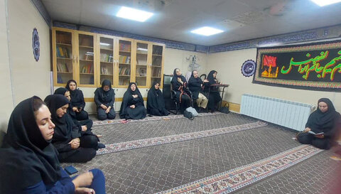 برگزاری مراسم هفتمین روز شهادت امام حسین (ع) و یاران باوفایش در ستاد بهزیستی استان البرز