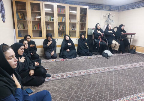 برگزاری مراسم هفتمین روز شهادت امام حسین (ع) و یاران باوفایش در ستاد بهزیستی استان البرز