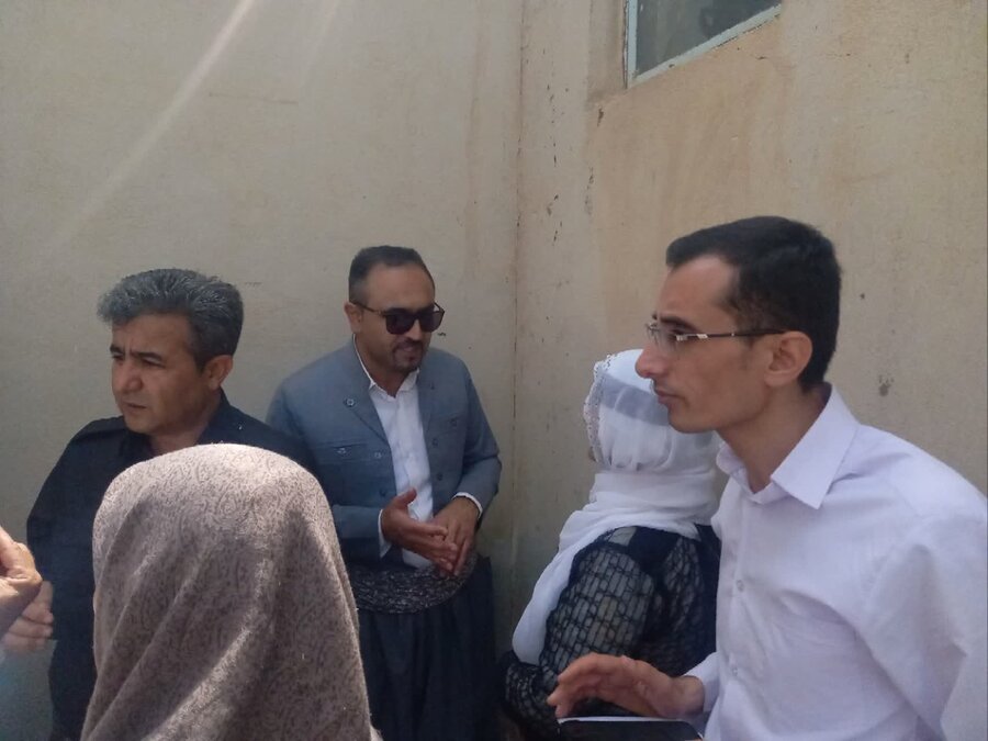 برپایی میز خدمت بهزیستی در مسجد روستای نساره علیا دیواندره
