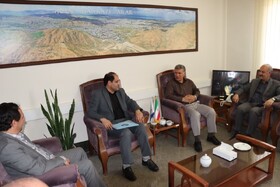 دیدار معاون پیشگیری و بازتوانی اعتیاد سازمان بهزیستی کشور با معاون سیاسی، امنیتی و اجتماعی استانداری مرکزی