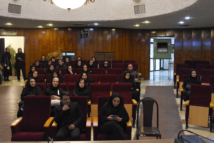 برگزاری نشست ارتقای آمادگی روانی کارکنان بهزیستی استان تهران در مواجهه با شرایط اضطراری