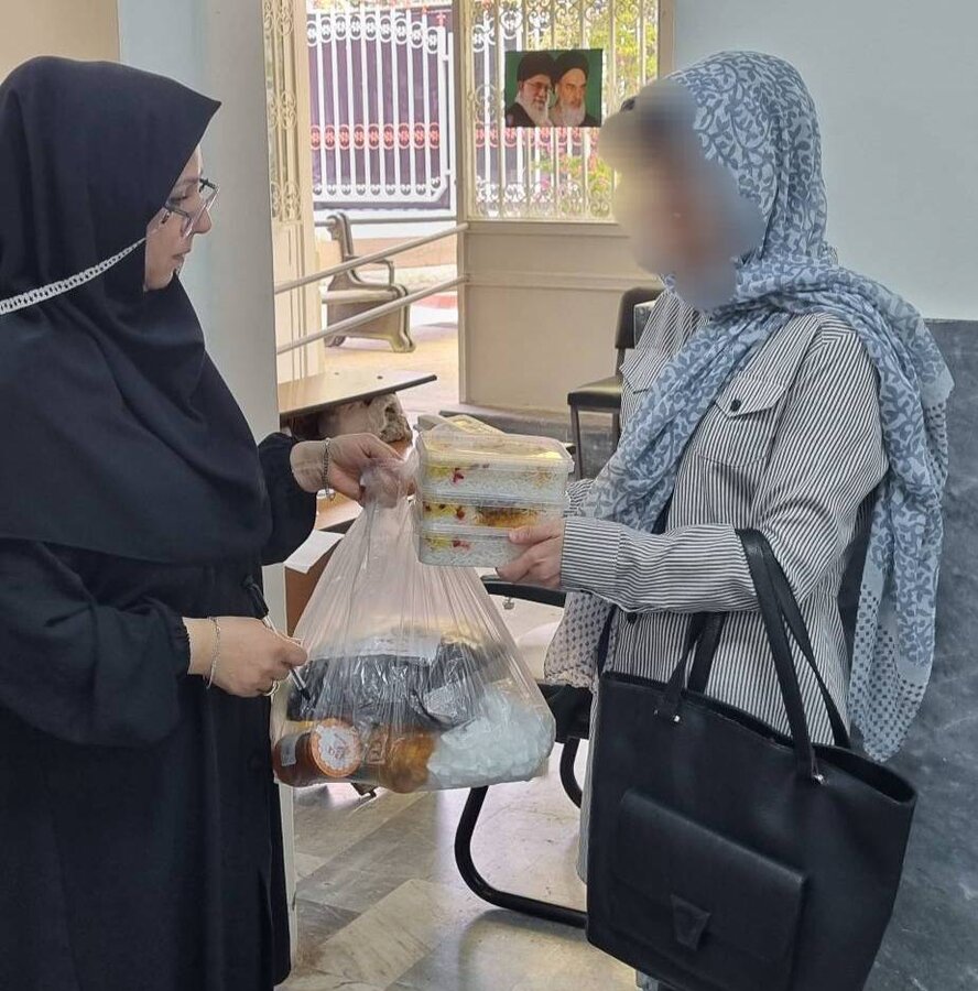 شهرتهران | توزیع ۸۰۰ پرس غذا بین جامعه هدف مرکز حر در ایام عزاداری محرم