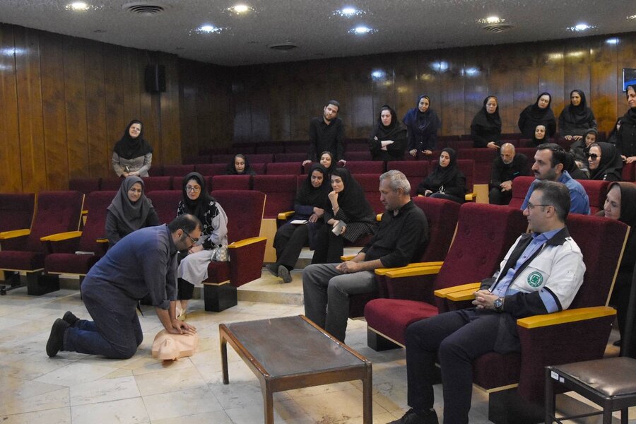 برگزاری کارگاه آموزشی “اولویت‌های اضطراری در بحران” ویژه کارکنان بهزیستی استان تهران*
