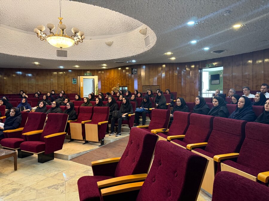 کارگاه آموزشی سامانه خدمات اشتغال ویژه مددکاران و کارشناسان بهزیستی استان تهران برگزار شد