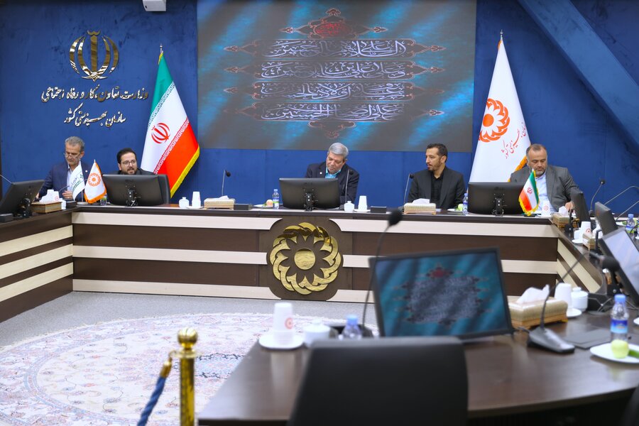 نشست صمیمی با جمعی از خیرین مؤسسات غیر دولتی