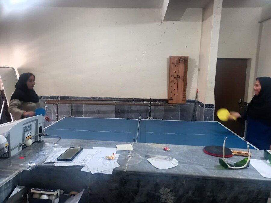 مسابقه فرهنگی ورزشی بانوان بهزیستی دیواندره برگزار شد
