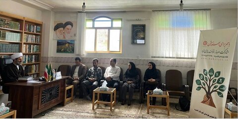 گزارش تصویری| کارکنان بهزیستی شهرستان ایجرود با امام جمعه این شهرستان دیدار وگفتگوکردند