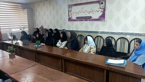 آذر-شرقی..