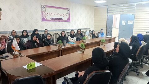آذر-شرقی..