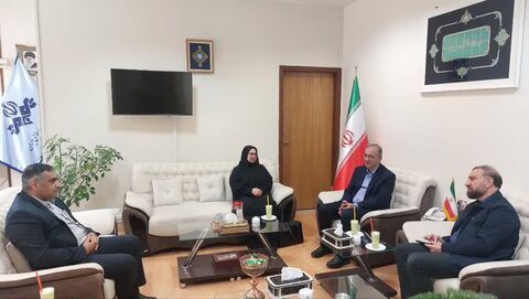 دیدار صمیمانه سرپرست بهزیستی با مدیرکل  صدا و سیمای استان اصفهان