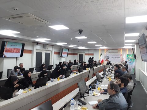 گزارش تصویری | نشست خبری مدیرکل بهزیستی استان قزوین با اصحاب رسانه ، بمناسبت گرامیداشت هفته بهزیستی برگزارشد.