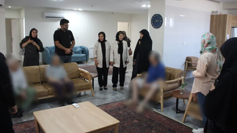 گزارش تصویری | تور خبری و بازدید از نگهداری شبانه روزی سالمندان انوشه ویژه خبرنگاران و اصحاب رسانه البرز برگزار شد