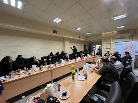 مدیرکل بهزیستی فارس خبر داد:

۲۷ مرکز اورژانس اجتماعی در فارس آماده پاسخگویی و مشاوره به شهروندان