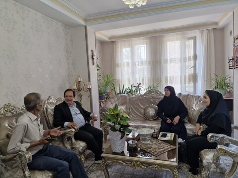 کرج | به مناسبت گرامیداشت هفته بهزیستی / دیدار با خانواده معظم شهداء