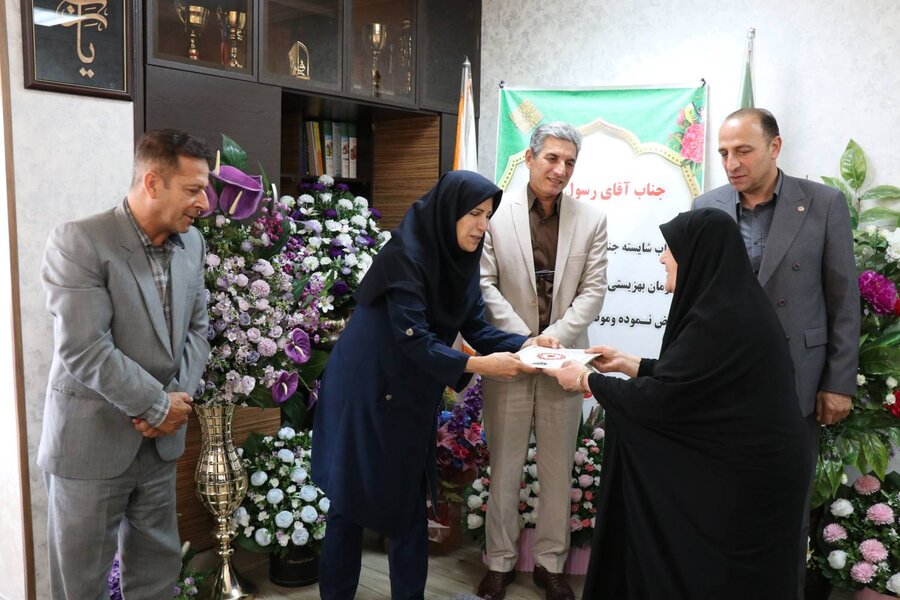 تجلیل از پاسداران بیصدا و صیانتگران سلامت نظام اداری