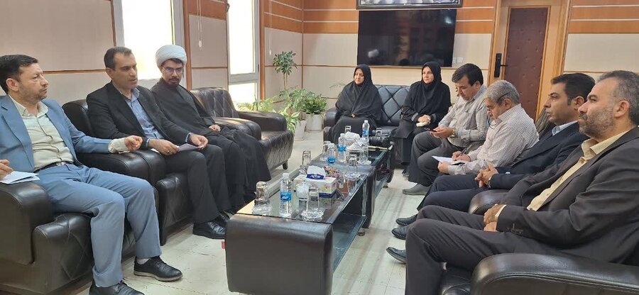 دیدار مدیران بهزیستی بوشهر با رییس دادگستری بوشهر/تقدیر از خدمات حمایتی و تاکید بر رفع موانع توسعهای با حضور رئیس دادگستری