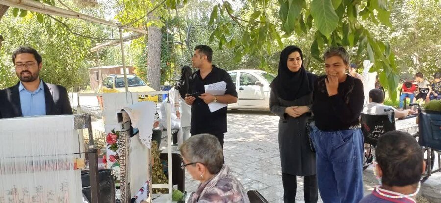 شهریار |  بازدید از مراکز توانبخشی و معلولین ذهنی دختران و پسران