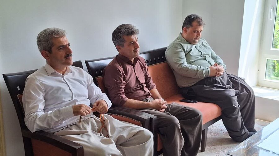 پرسنل بهزیستی سروآباد با فرماندار و امام جمعه دیدار کردند