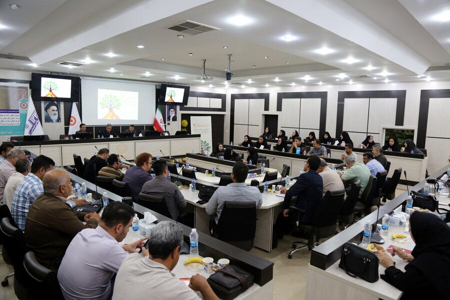 نشست خبری مدیرکل بهزیستی استان کردستان با اصحاب رسانه برگزار شد
