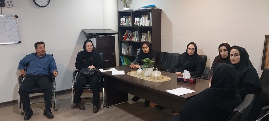 بازدید کارشناسان اجتماعی استانداری البرز از مرکز شبه‌خانواده حضرت فاطمه (س)