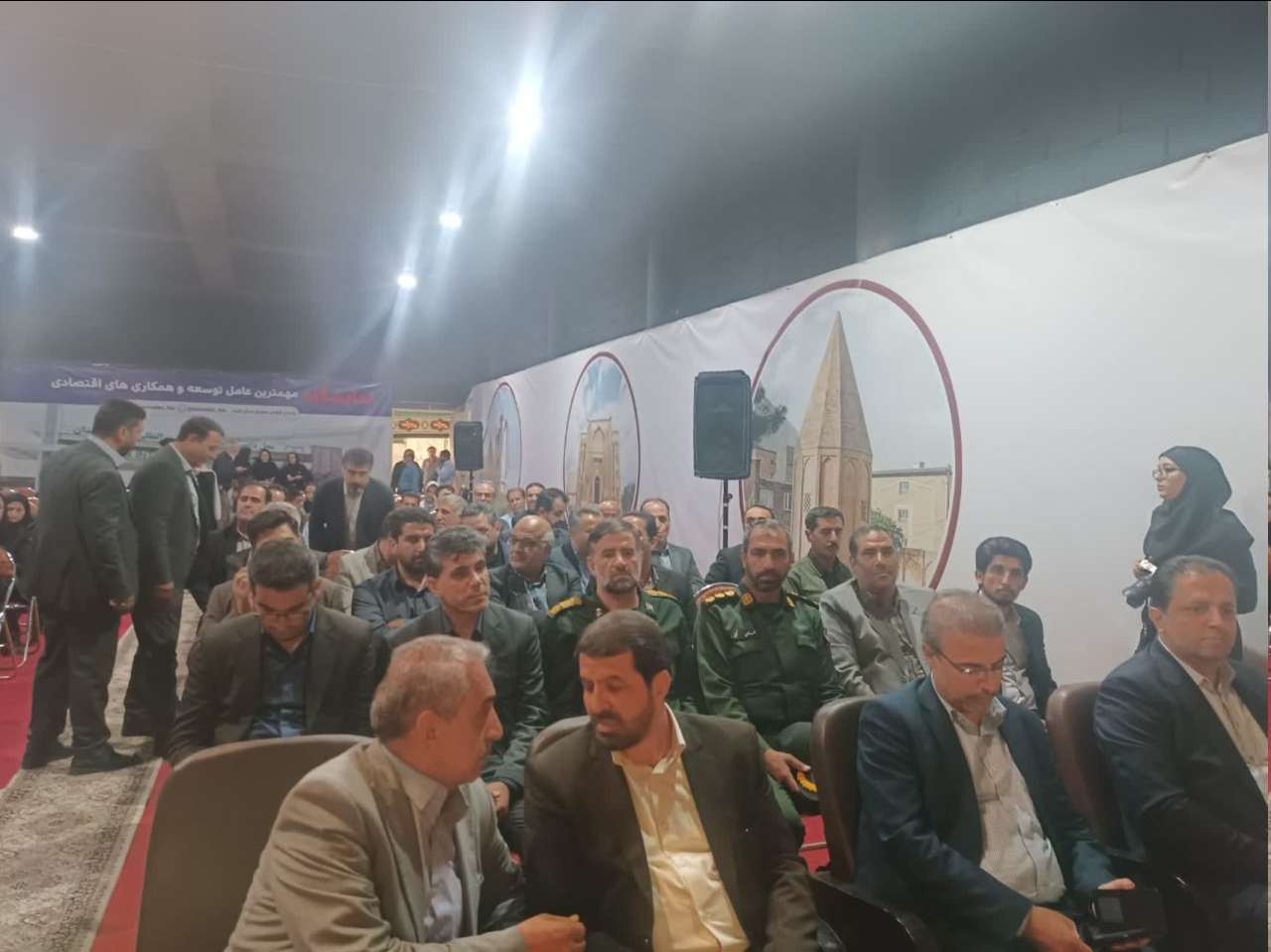 برگزاری نمایشگاه صنایع دستی و توانمندیهای زنان سرپرست خانوار درنمایشگاه بین المللی استان همدان بمناسبت هفته بهزیستی