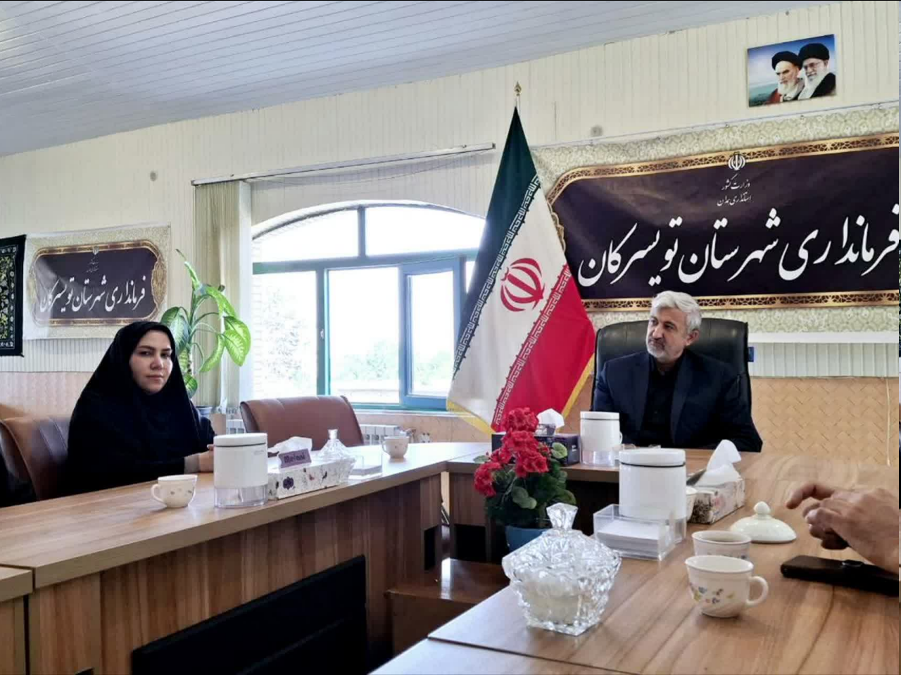 دیدار با فرماندار تویسرکان در نخستین روز از هفته بهزیستی