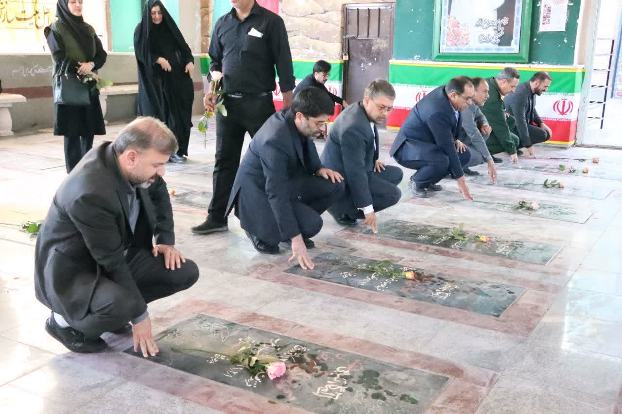 تجدید میثاق کارکنان بهزیستی استان کرمان با آرمانهای شهدا