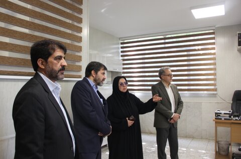 گزارش تصویری| بازدید رئیس توسعه و تکامل منطقه فولاد مبارکه از مراکز اورژانس اجتماعی