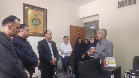 ادامه حضور آقا براری