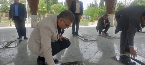 گزارش تصویری ادای احترام