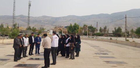 گزارش تصویری| ادای احترام روسا و کارکنان ادارات بهزیستی شهرستانها به شهدا