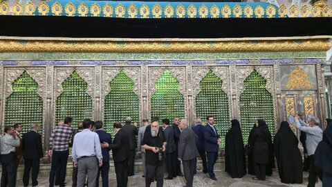 گزارش تصویری | تجدید میثاق کارکنان بهزیستی البرز با آرمان‌های امام راحل و شهدای گرانقدر در معیت معاون وزیر و رئیس سازمان بهزیستی کشور
