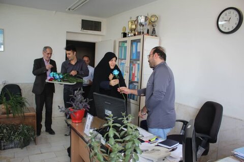 گزارش تصویری | تقدیر مدیرکل بهزیستی البرز از کارکنان به مناسبت آغاز هفته بهزیستی