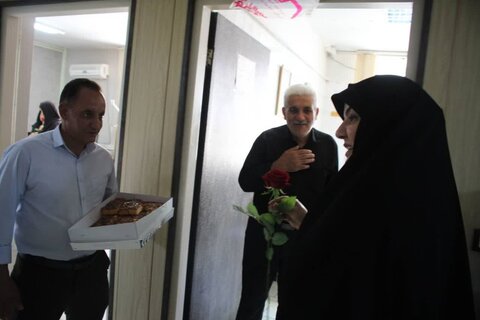 گزارش تصویری | تقدیر مدیرکل بهزیستی البرز از کارکنان به مناسبت آغاز هفته بهزیستی