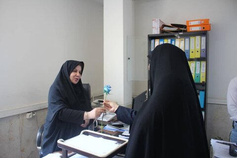 گزارش تصویری | تقدیر مدیرکل بهزیستی البرز از کارکنان به مناسبت آغاز هفته بهزیستی