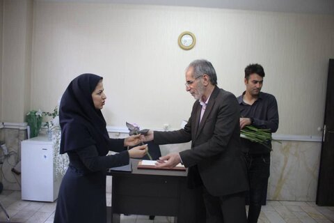 گزارش تصویری | تقدیر مدیرکل بهزیستی البرز از کارکنان به مناسبت آغاز هفته بهزیستی