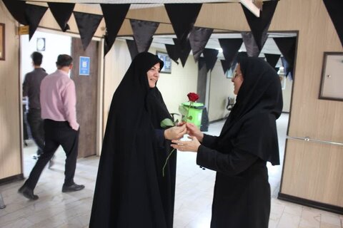 گزارش تصویری | تقدیر مدیرکل بهزیستی البرز از کارکنان به مناسبت آغاز هفته بهزیستی