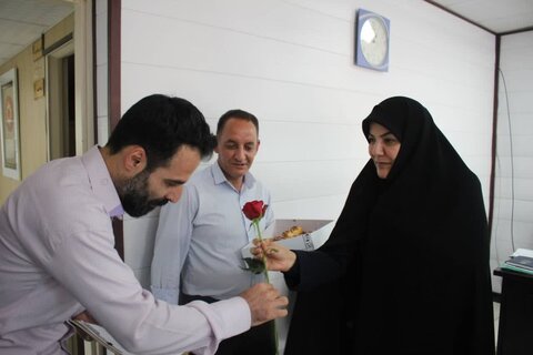 گزارش تصویری | تقدیر مدیرکل بهزیستی البرز از کارکنان به مناسبت آغاز هفته بهزیستی