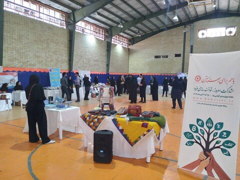 شیراز| افتتاح نمایشگاه صنایع دستی جامعه هدف بهزیستی شیراز  با حضور مدیر کل و معاونین بهزیستی فارس