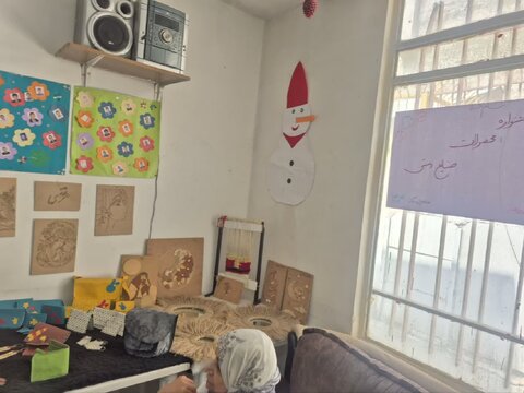 نمایشگاه آثار هنری توانخواهان در مرکز توانبخشی پرتو مهر برگزار شد