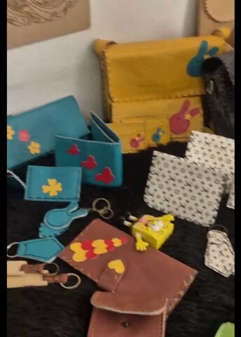 نمایشگاه آثار هنری توانخواهان در مرکز توانبخشی پرتو مهر برگزار شد