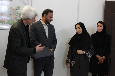 گزارش تصویری|تقدیر از کارکنان اورژانس اجتماعس و 1480 بهزیستی فارس ,فعال در جنگ تحمیلی 12 روزه