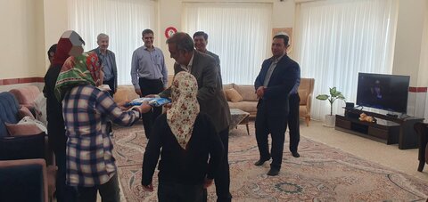 گزارش تصویری| تقدیر فرماندار ایلام از فرزندان شیرخوارگاه