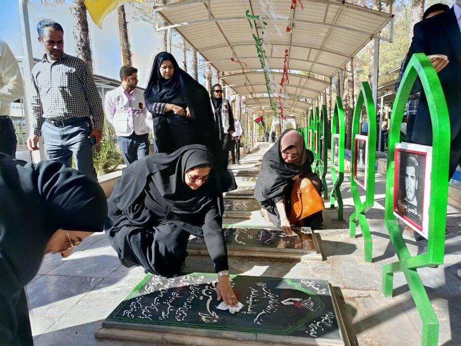 خراسان جنوبی-گلزار شهدا