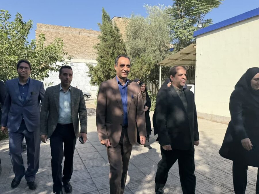 بازدید معاون سیاسی، امنیتی و اجتماعی استانداری یزد از مراکز تخصصی بهزیستی استان بازدید معاون سیاسی، امنیتی و اجتماعی استانداری یزد از مراکز تخصصی بهزیستی استان
