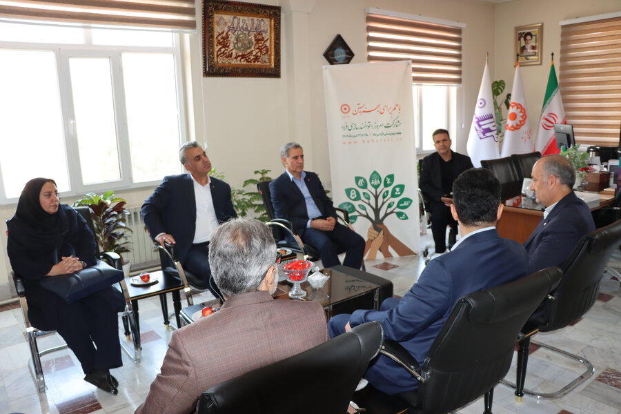 دیدار چهره‌های دانشگاهی و بانکی با بهزیستی برای هم‌افزایی در مسیر خدمت اجتماعی/بانک رفاه و دانشگاه پیام‌نور پای کار خدمت اجتماعی آمدند
