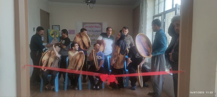 نمایشگاه صنایع دستی معلولان در سقز گشایش یافت