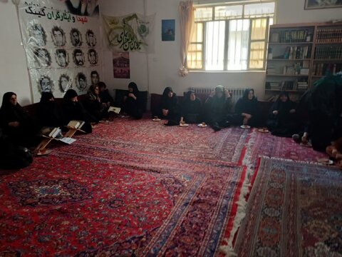 کلاس آموزشی زندگی خانواده در شهرستان طالقان برگزار شد